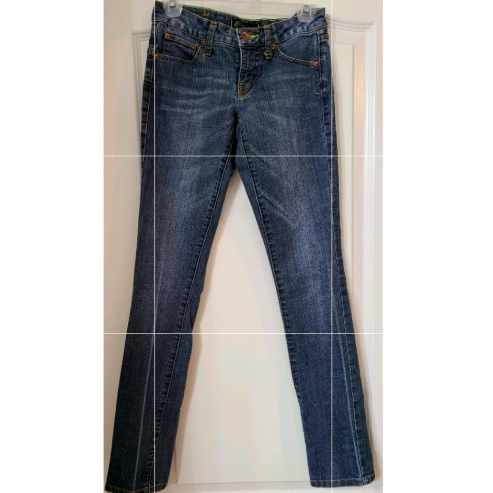 Women's skinny jeans